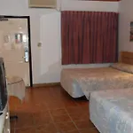 Red Carpet Inn Select - Nassau
